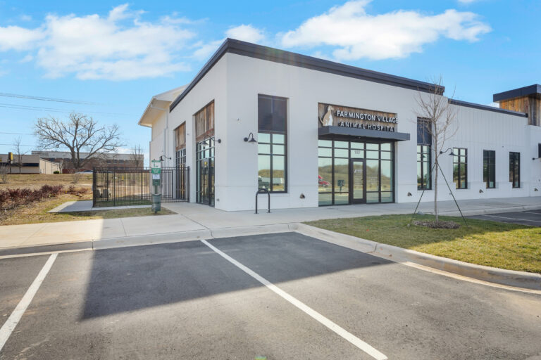 04_3310_Dutch_Crk_Dr_102_Charlotte_NC_28215-Exterior-FX208684